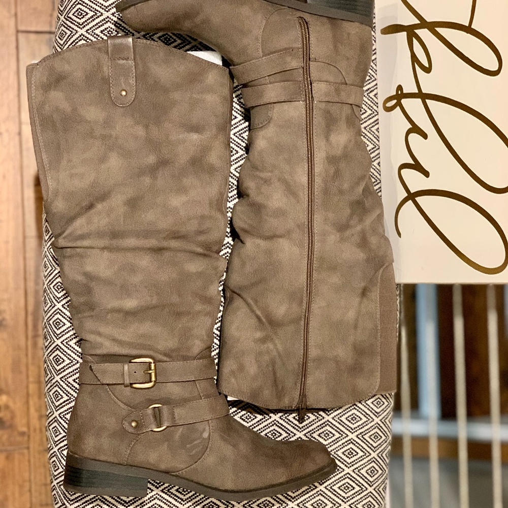 White Mountain "Lioness" Riding Boots - WIDE CALF